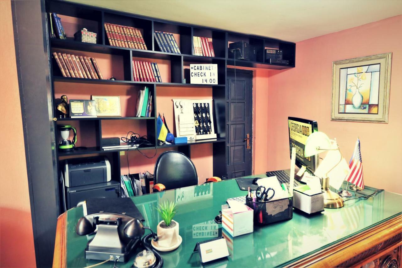 Cabinet Boutique Hotel 第比利斯 外观 照片